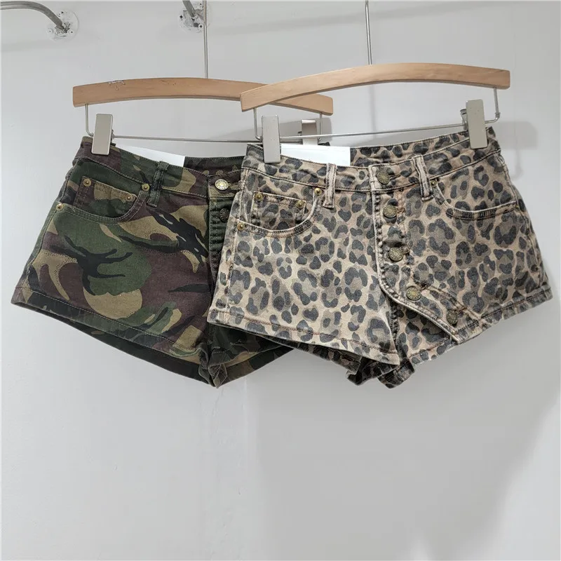 

American Retro Spice Girl Leopard Print Shorts Summer New Casual Button Low-rise Denim Hot Pants