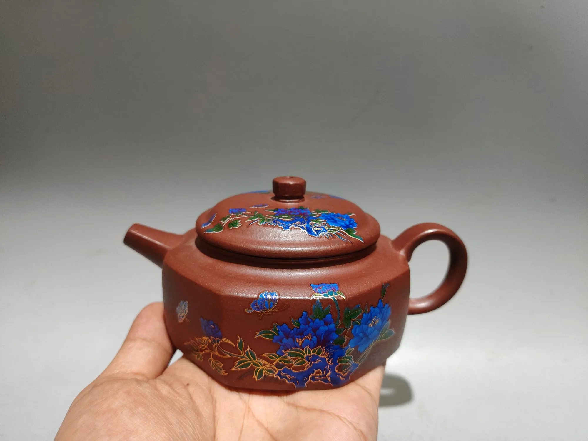 Yixing Purple Clay Pot Painted peony flower pattern Add tea to change color Eight sided teapot Teapot Kettle