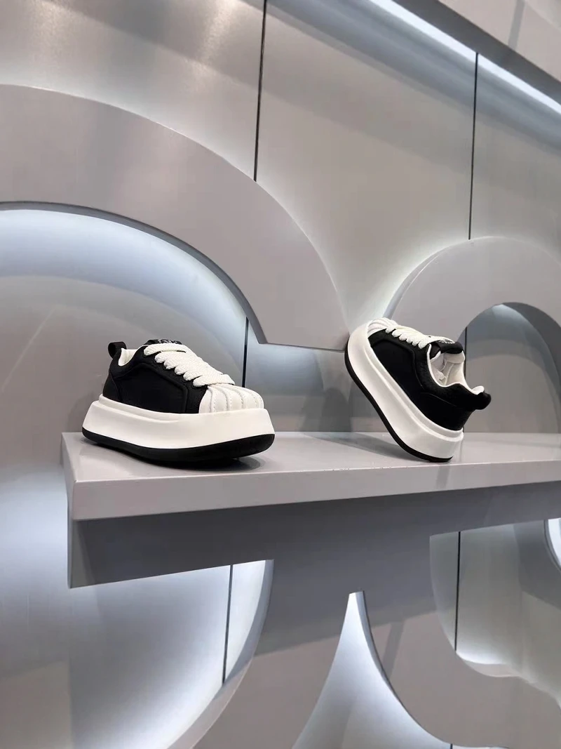 

Men's Summer Fashion High-End Sensation Leather Surface Sport Casual Head Board Shoes Thick Bottom Heightening Dad Shoes