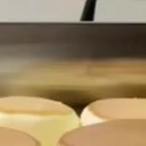 Commercial Household Double Headed Temperature Knob Control Electric Souffle Waffle Maker Machine Fluffy Souffle Machine