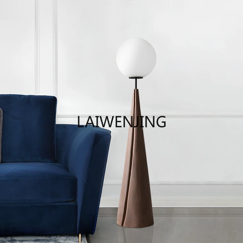 Lyn Solid Wood Carv…