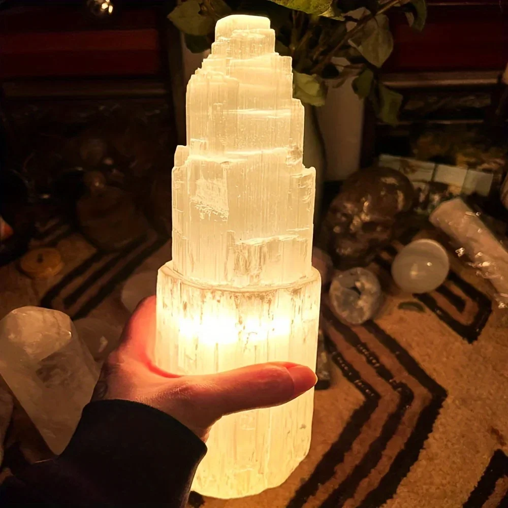 1 tour en cristal de sélénite de qualité supérieure – adaptée à la décoration intérieure, à la purification de l'énergie et à un choix cadeau parfait. cristaux de guérison