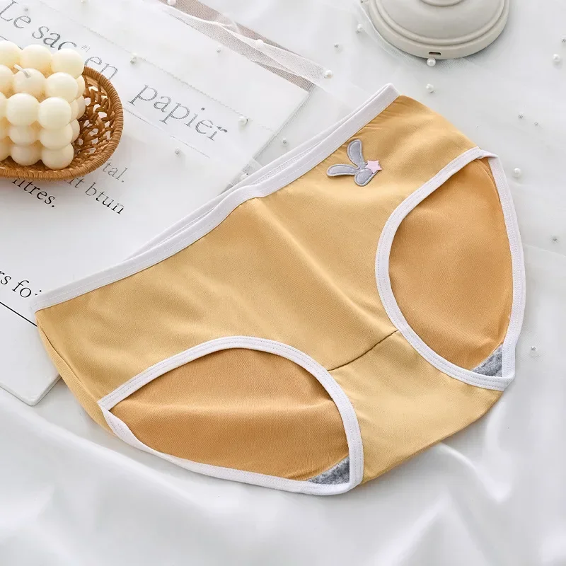 1PCS  Underwear Women Panties Lingerie Female Mid-Rise Breathable Comfort Briefs Sexy Solid Color Underpants