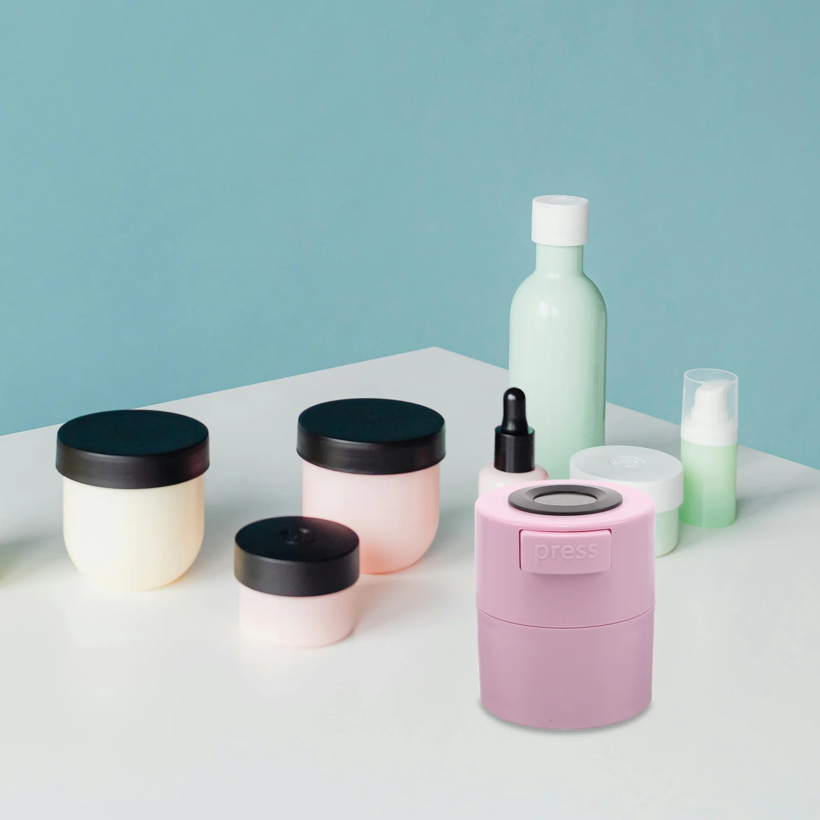 

Airtight Lash Glue Holder Vacuum Tank Compact Eyelash Storage Box Prevents Spills Organized Workspace Portable for Professionals