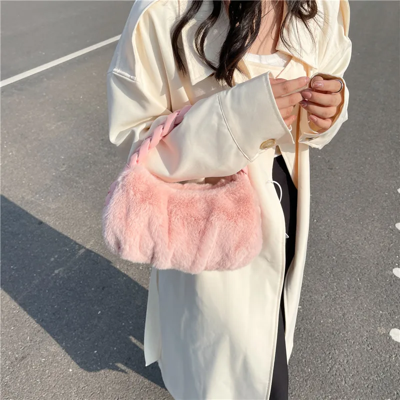 

Fluffy Bag for Women Korean Fashion Luxury Plush Handbag Large Capacity Shoulder Bag Female Underarm Tote Bag Daily Package