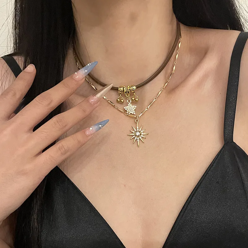 2025年トレンド サンスター ジルコンネックレス レディース ヴィンテージレザーネックレス ダブルレイヤー ペンダントチェーン チョーカー ファッションジュエリー