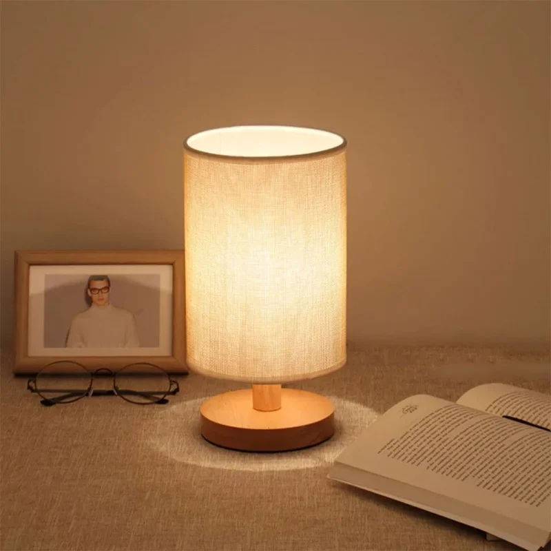 Simple USB Bedroom Bedside Table Lamp Small Night Light Wooden with Cylinder Shade Table Lights Living Room LED Home Decoration