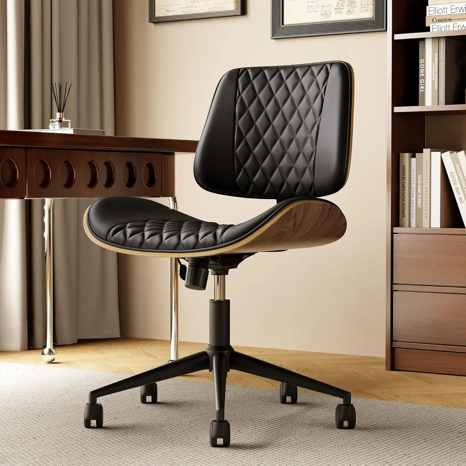 

Офисное кресло без подлокотников с регулируемой высотой и колесиками, эргономичное компьютерное кресло со средней спинкой из искусственной кожи, изогнутое сиденье цвета орех