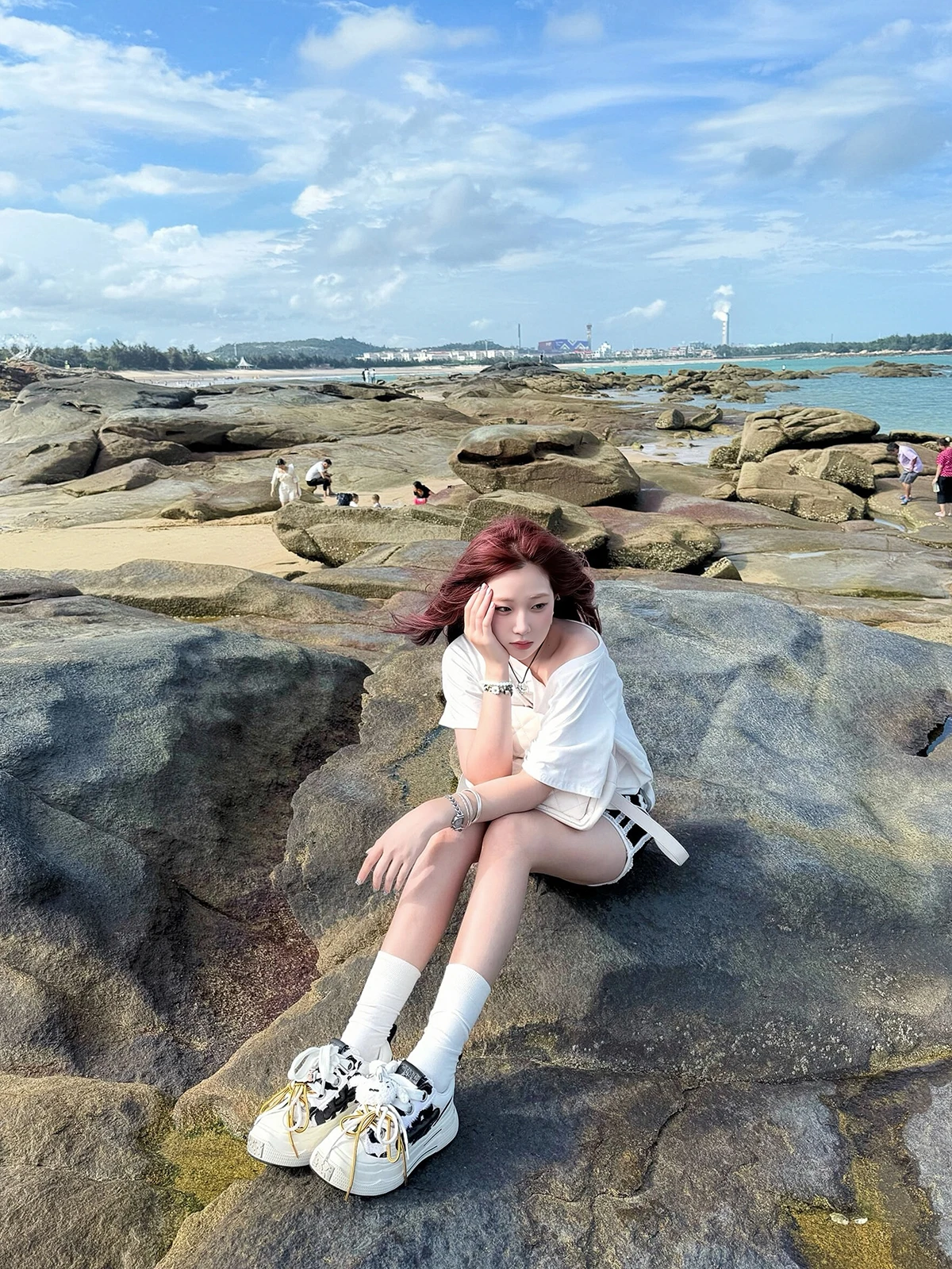 Camiseta coreana Sle Ort Sve Sakura Stberry Jam estampado lindo Oulder estampado adelgazante chica Sexy suelta Top de verano