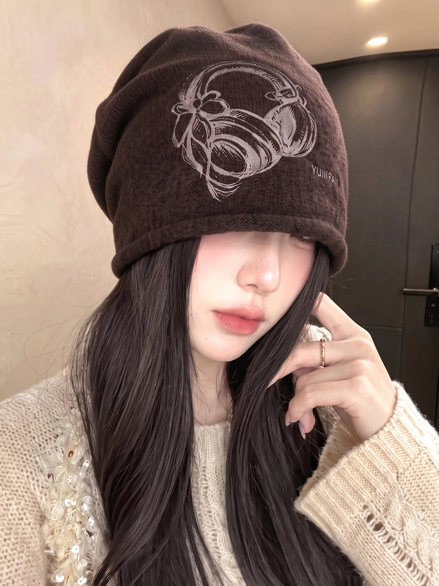 Korean Style Ins Printed Earphone Knitted Beanie Women's Autumn Winter Fashion Versatile Lazy Style Small Face Effect Woolen Hat