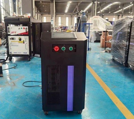 

Pulsed Fiber Laser Cleaning Machine 200W300W500W1KW Handheld Laser Cleaner for Non-Destructive Metal Surface Rust Paint Removal