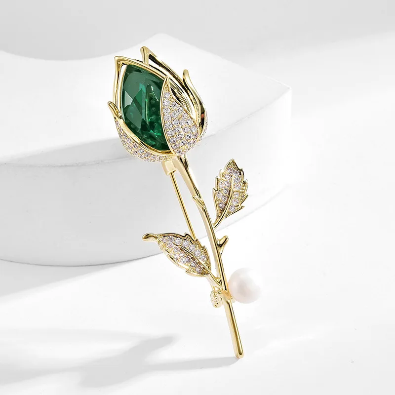 Lucky Bracelet Hand String High-End Luxury Fashion Crystal Rose Brooch Micro-Inlaid Zircon Luxury Pin Suit Clothing Accessories