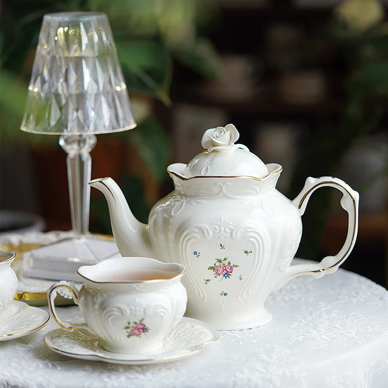 English Teapot Set European Vintage Flower Tea Cup Court Style Ceramics Coffee Cup Saucer Pot Home Exquisite Drinking Utensils