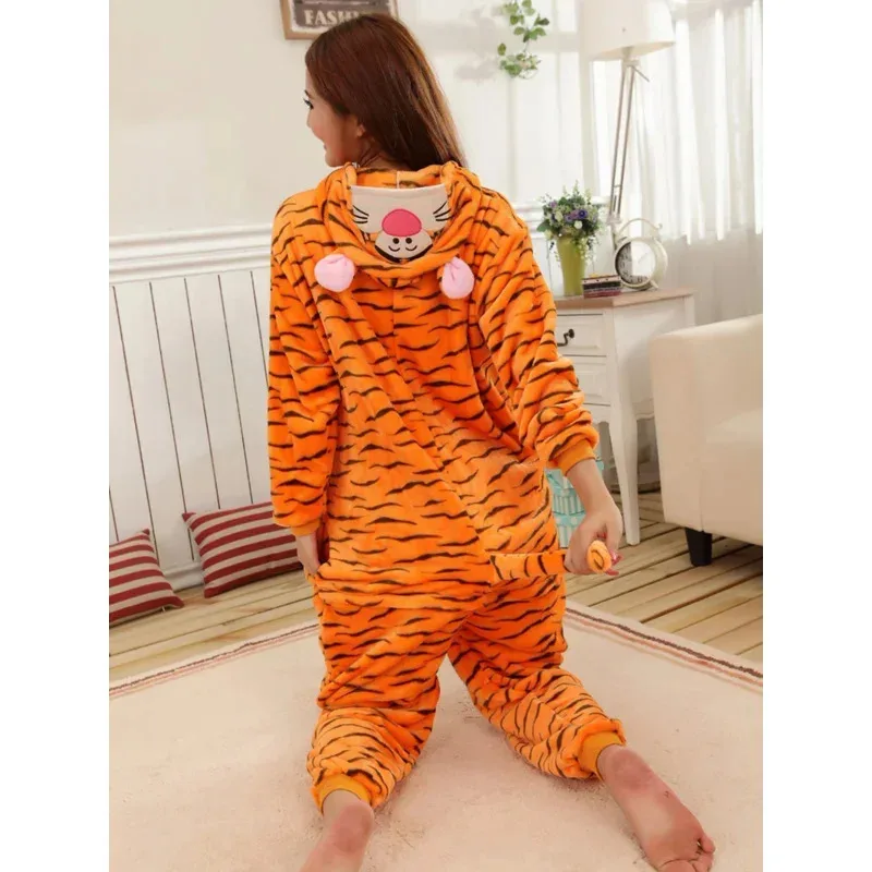 A Litter Of Bears Cosjie Adults Animal Onesies Tiger Pajamas Sets Sleepwear Women Men Winter Unisex Pig Panda Costumes 2025 New