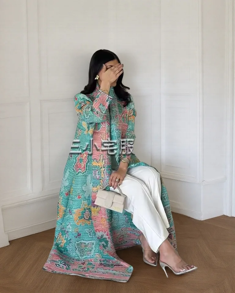 Dames Miyake geplooide Abaya met lange mouwen, print, opvouwbare kraag, robe, cardigan, jas, nieuwe wintermode, origineel ontwerp 2026