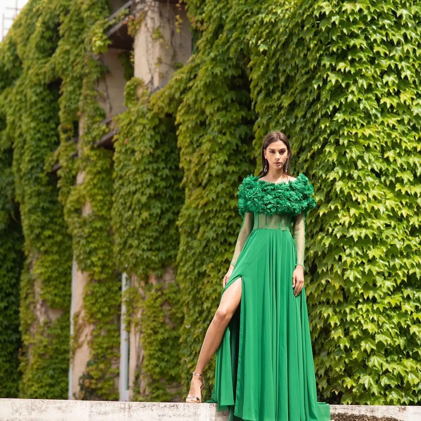 Elegant Emerald Green Bloom Split Long Chiffon Maxi Dresses See Thru Full Sleeves A-line Women Formal Party Dresses