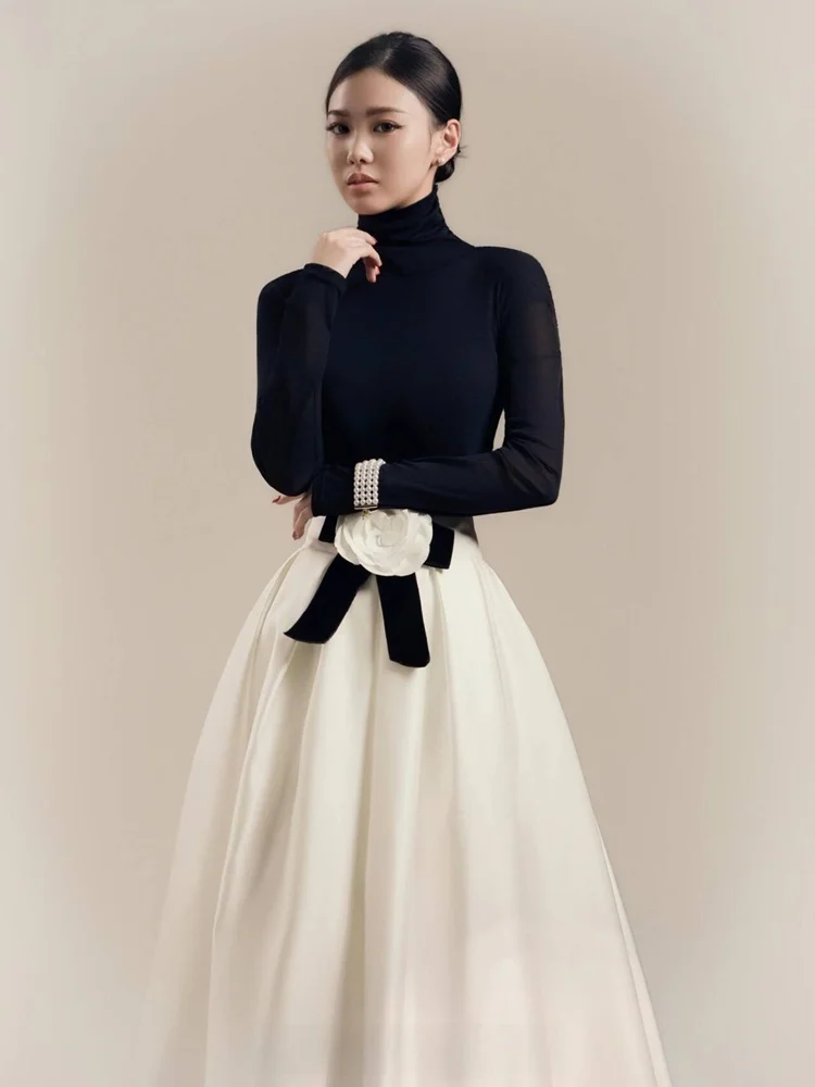 

2026 Studio New Minimalist Style Portrait Photography Clothing Fashion Personal High-End Artistic Feelings Photography Props