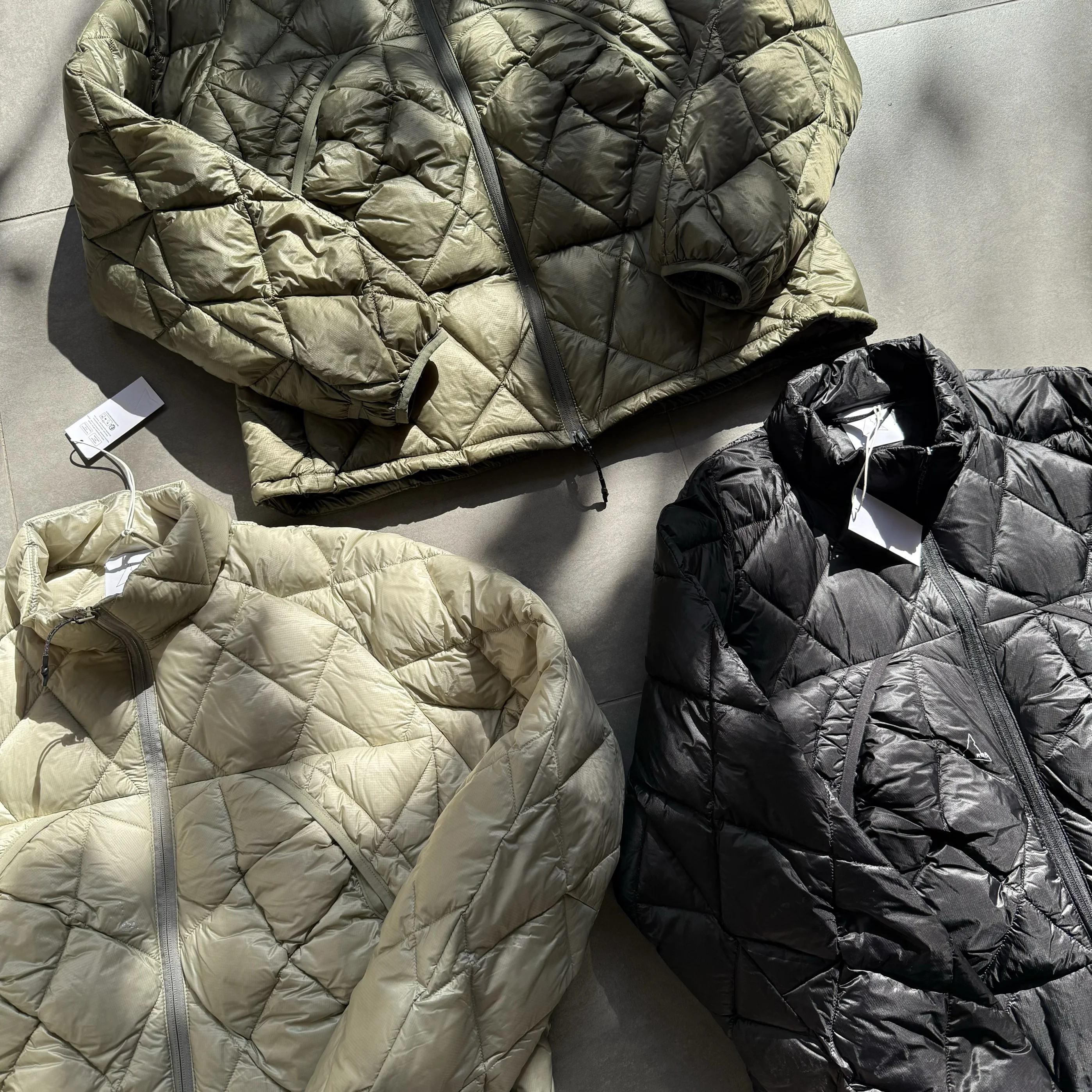 Roa Hiking Gorpcore Outdoor functioneel 90-eend donsjack met capuchon