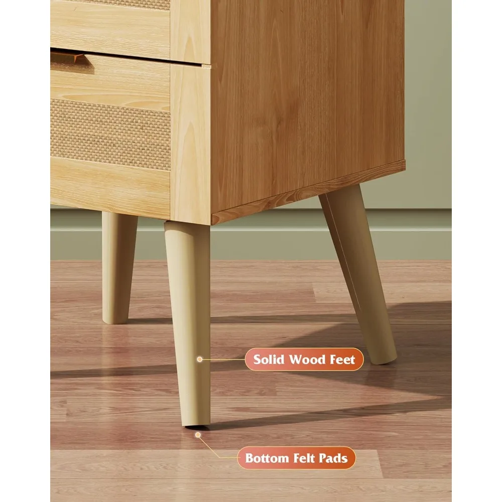 طقم من طاولتين خشبيين بجانب السرير، طقم طاولات بجانب السرير مع درجين مزخرف من الخوص، وطاولة قهوة بأرجل صلبة