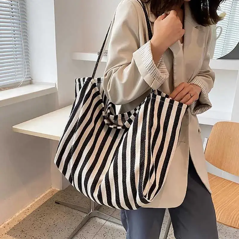 New Fashion Women\'s Tote Shoulder Bag Designer Striped Casual Handbag for Women 2022 Simple Large Capacity Female Shopper Bags