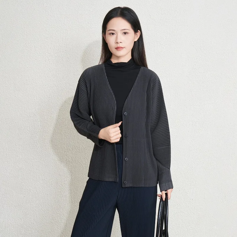 مياكي مطوي 2025 سترة الخريف الجديدة الإناث اليابانية الموضة البرية فضفاضة واحدة الصدر مطوي الخارجي سترة قصيرة بلوزة #4