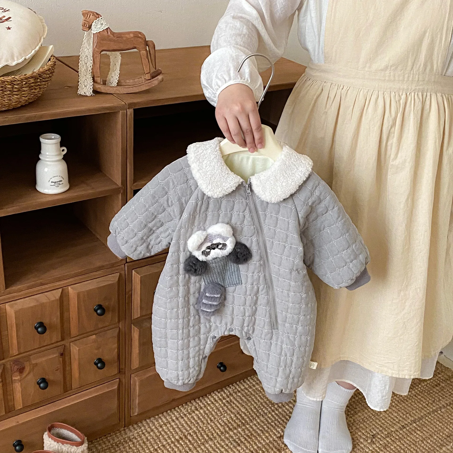 

Baby Autumn Clothes Thickened Romper 0-2Y Newborn Boy Girl Cartoon Raccoon Decor Quilted Onesie Jumpsuit Kids Winter Warm Outfit