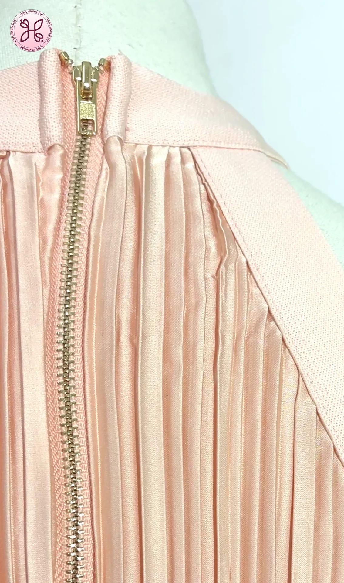 Vestido maxi sexy rosa recortado – vestido plissado sem costas com decote halter (roupa feminina para férias e festas à noite)