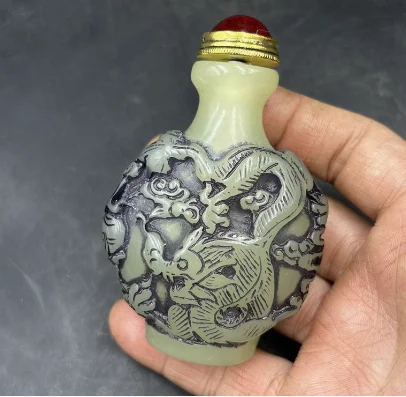 

Dragon and Phoenix Luminous Smoke Bottle Retro Home Decor Decoration Handle Antique Collection