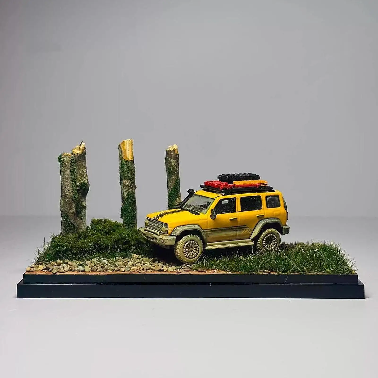 

Diecast Car Display Case 1/64 Scale Model Car Showcase Acrylic Plastic Mini Vehicle Storage Box for Home Collection