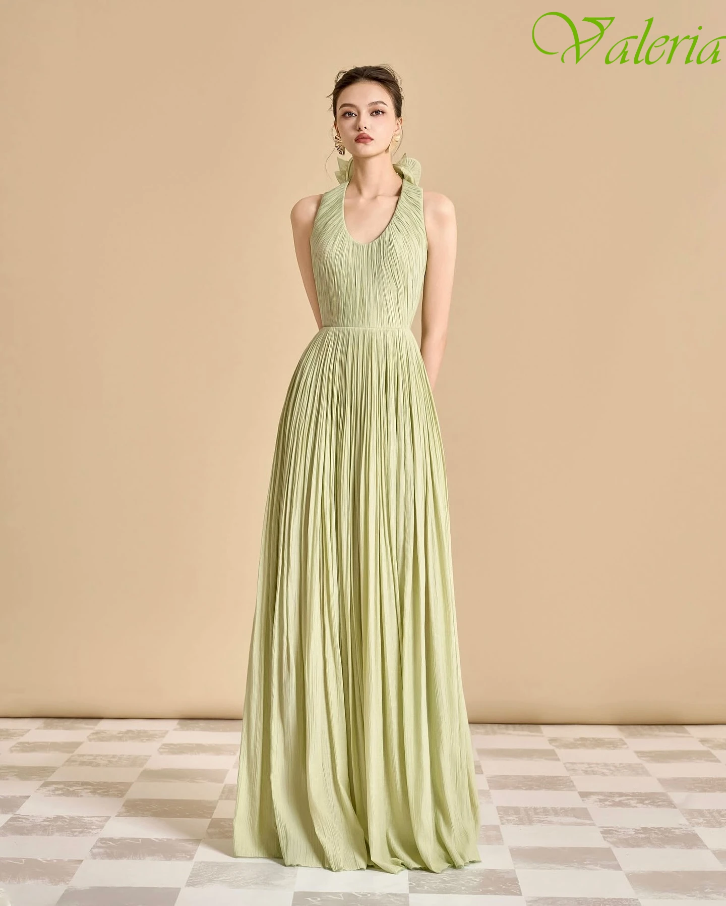 

Customized A-Line Halter Elegant Formal Evening Dress Fashion High Quality Bespoke Occasion Gowns Temperament Party Dress