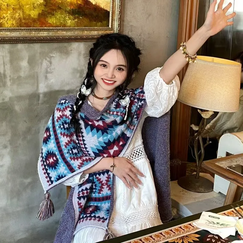 2026 Cloak Poncho Capes Tourism shawl autumn and winter ethnic style knitted cape new style external scarf split shawl Green