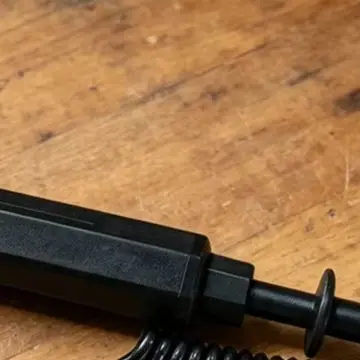 DY12 Hook Style Circuit Tester for Automotive Applications For Battery Voltage Monitoring and Electrical Continuity Verification