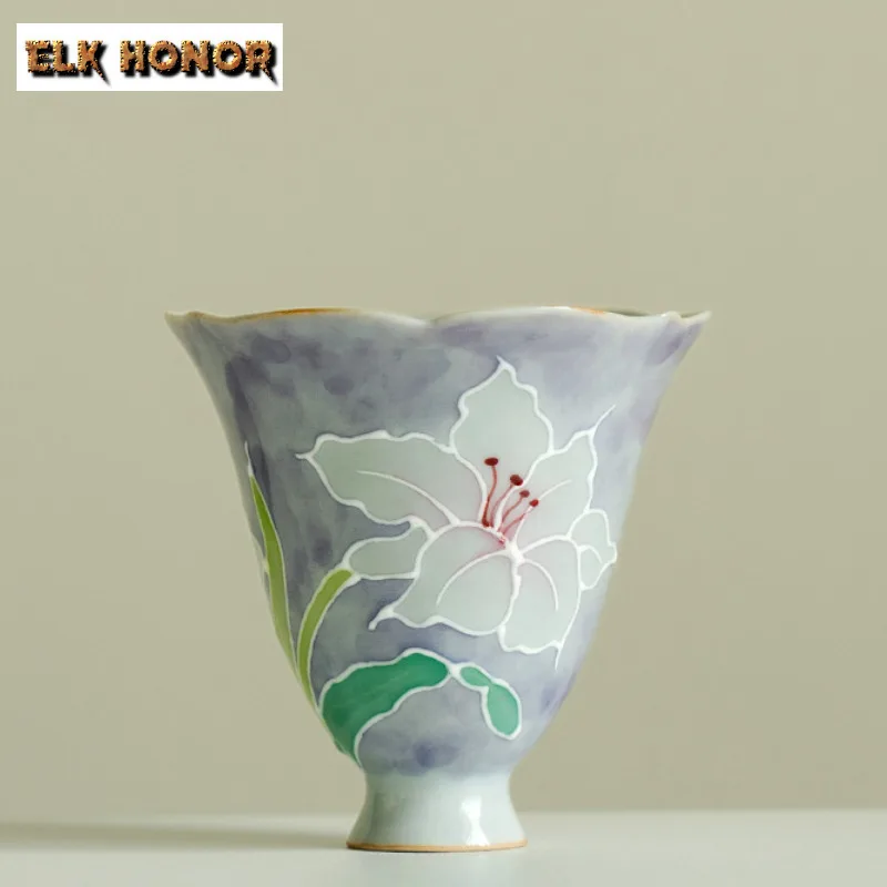 40ml Hand-painted Lily Fragrant Petals Scent Teacup Handmade Tea Bowl Mug Tea-tasting Meditation Cup Chazhan Master Cups Cafes