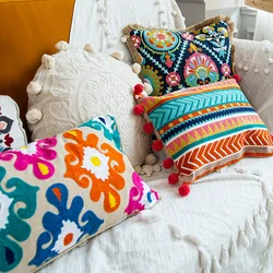 Nordic Ethnic Style Cushion Cover Cotton Moroccan Handmade Embroidery Cotton Tassel Throw Pillow Cover Living Room Home Decor