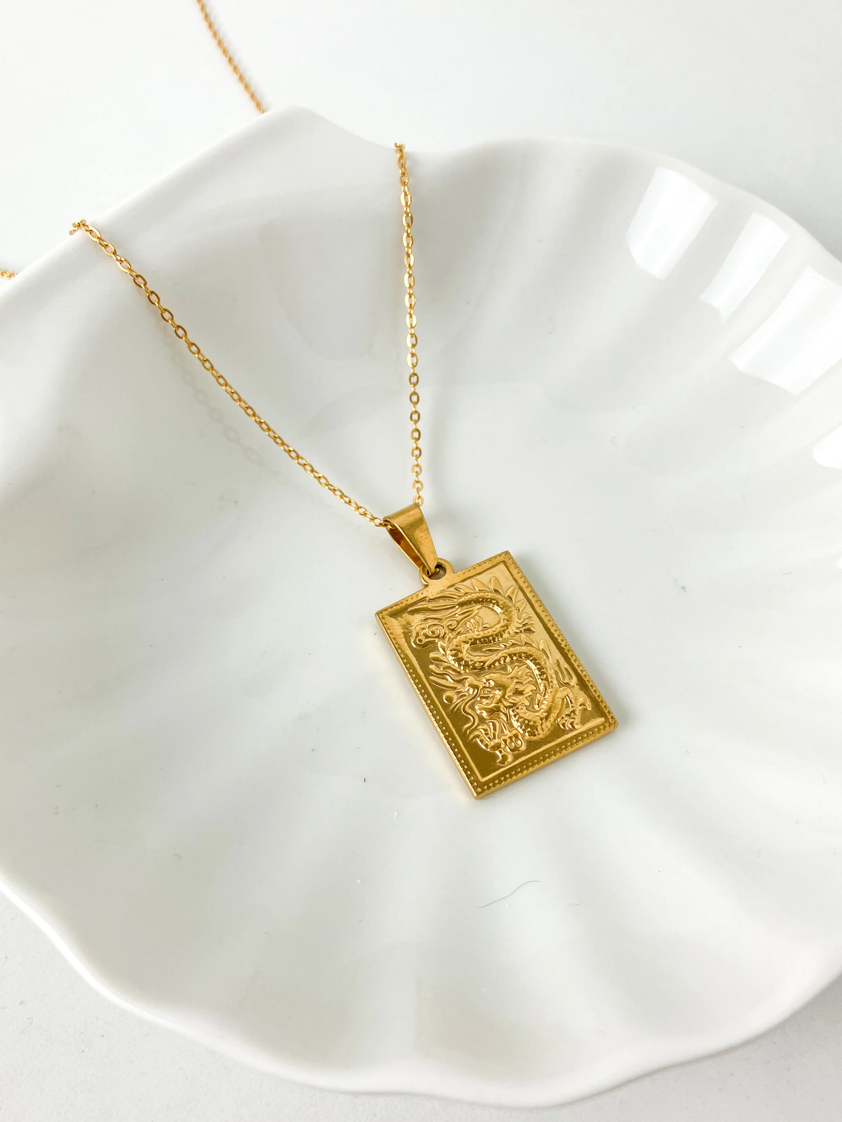 May@RZ a delicate personality retro stainless steel square dragon brand necklace, suitable for daily commute, holiday gift