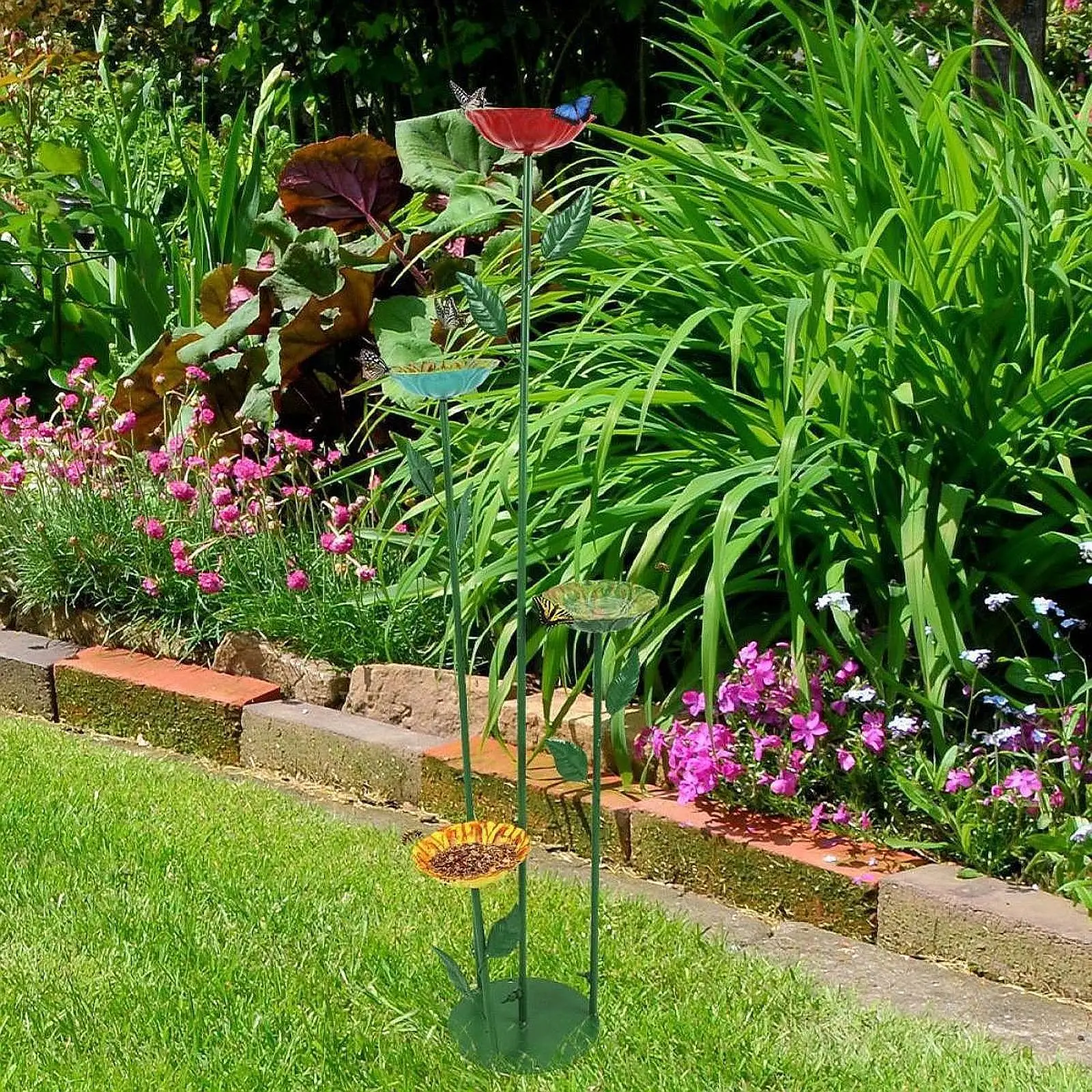 

Outdoor Bird Feeder, Yard Decoration, Flower Ornament Patio Accessory, Bee Butterfly Waterer for Lawn Yard