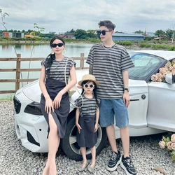 Couple Family Mom Dad and Children Matching Sister Brother Clothes Father Son T Shirts Mother Daughter Dress Korea Beby Bodysuit