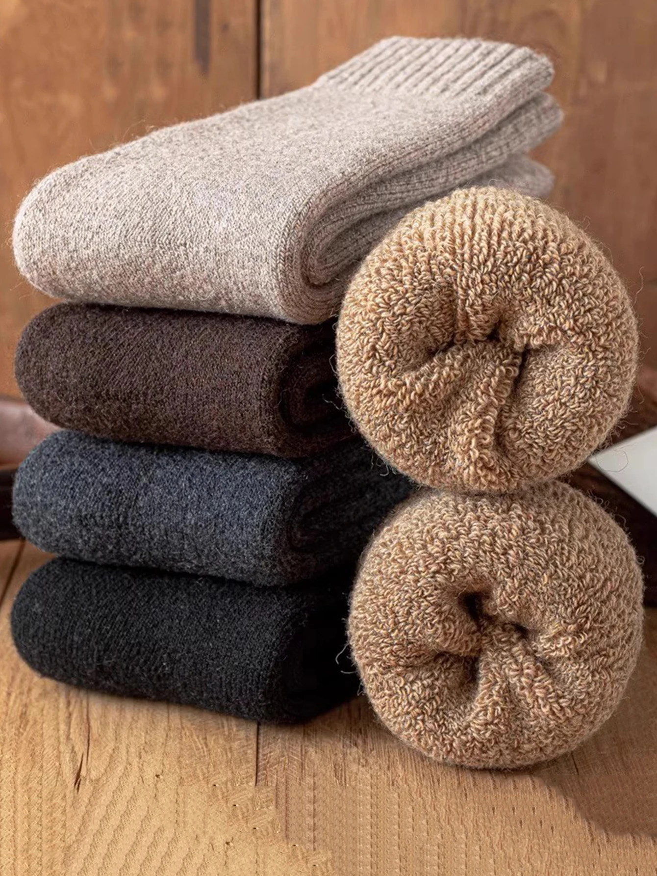 5 Paar dicke Wollsocken für Damen für Herbst und Winter, lange Röhrensocken mit dickem Samt und Fußwärmer für ältere Menschen