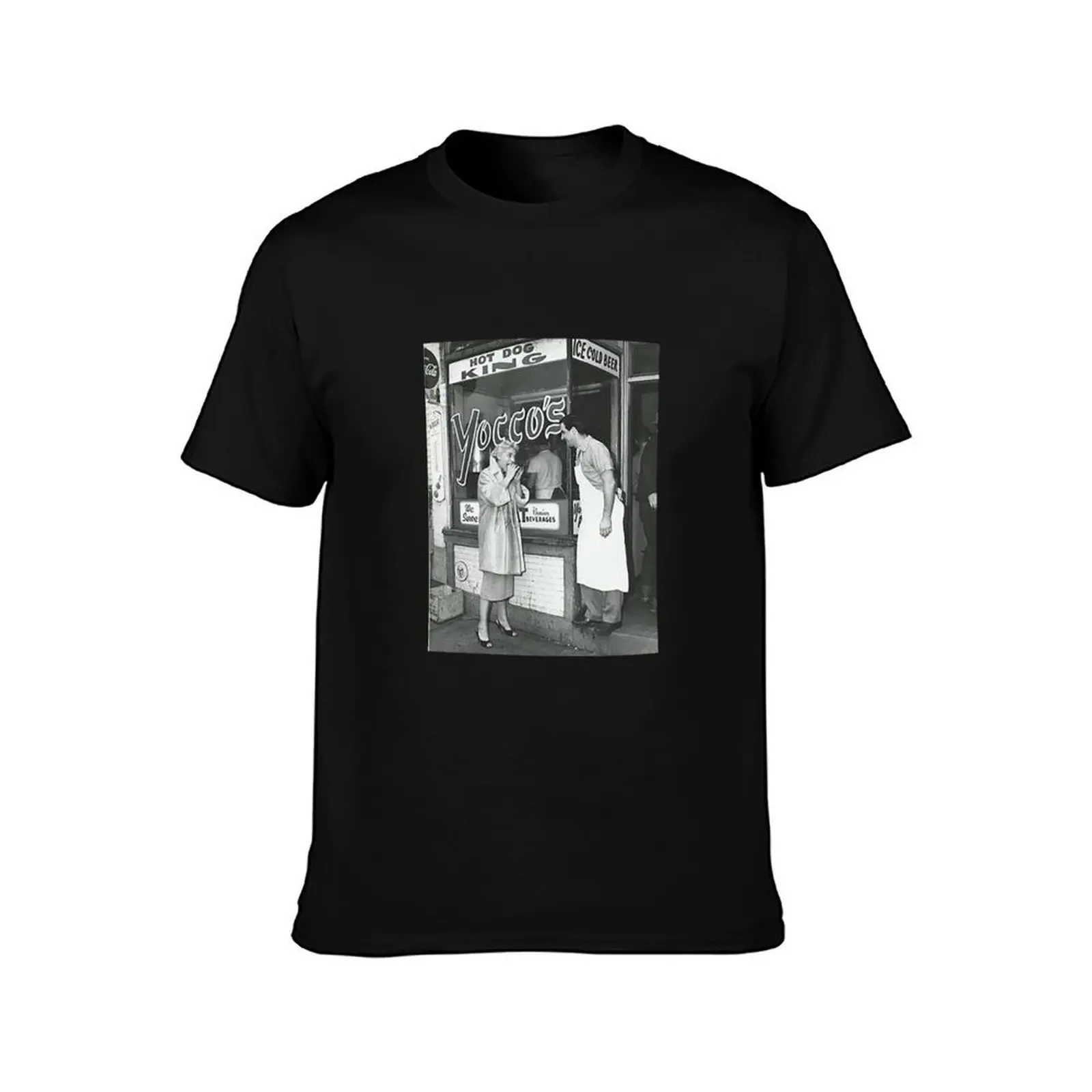 Yoccos vintage Allentown Allewntown PA Liberty Street Iacocca Hot Dog King Hot Dog chilli cheese dog pierogis d T-Shirt