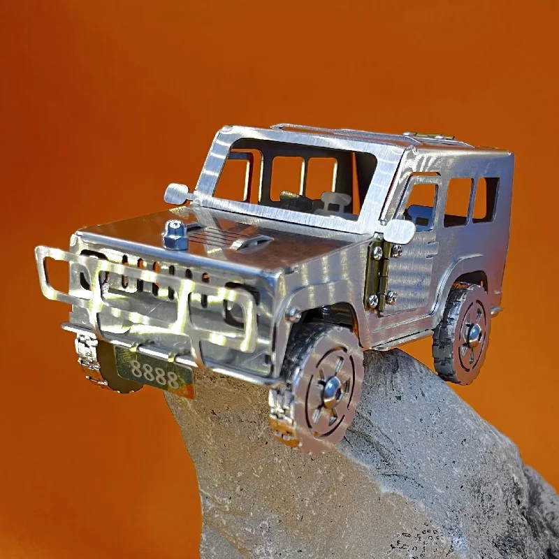 Stainless steel Jeep off-road, Hummer static model, alloy waterproof car, anti-fall metal toys, finished ornaments