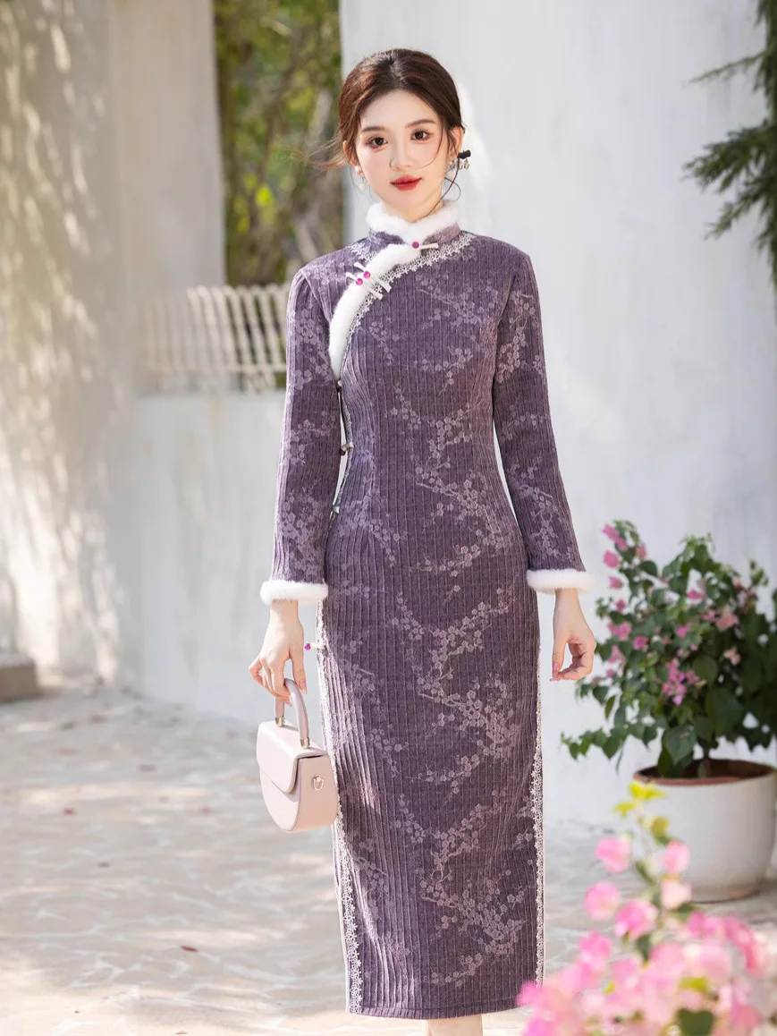 Woolen Thickened Cheongsam Women' Winter Style Improved 2024 New Long Sleeve Elegant Young Girl Retro Chinese Qipao