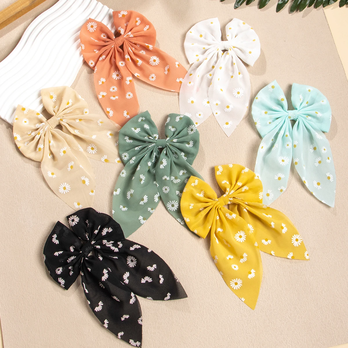 

36pc/lot Daisy Floral Prints Bow Hair Clips Chiffon Fable Bow Women Girls Side Clips Kid Barettes Female Hairgrips Headwear Bulk