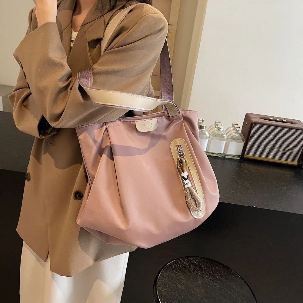 

Casual Portable Tote Bag Large Capacity Fashion Shoulder Bag Zipper Commute Pleated Handbag Streetwear
