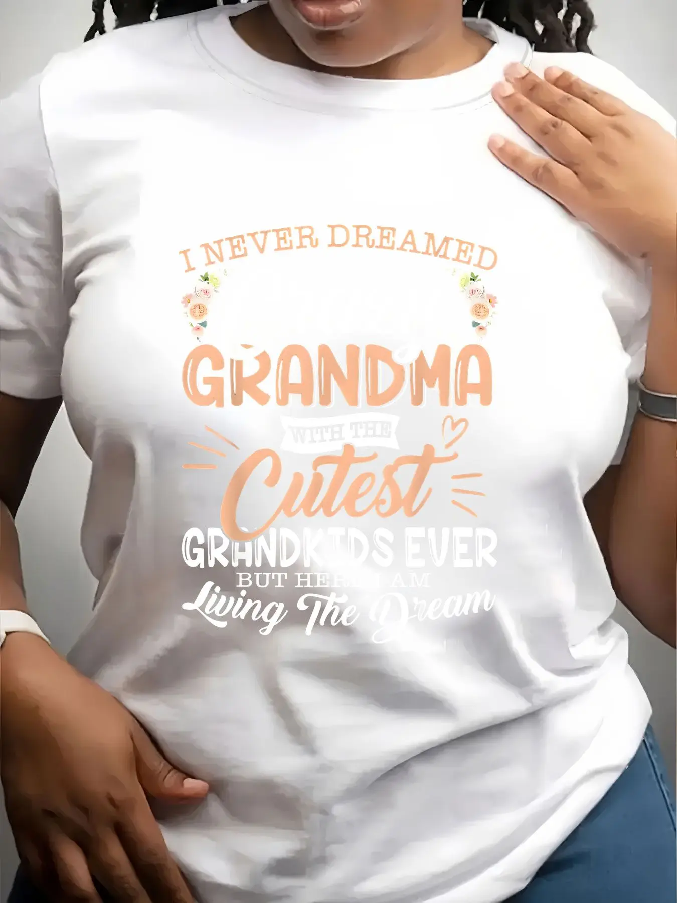 Women's Trendy Crew Neck T-Shirt Crazy Grandma Cutest Grandkids Dream Suitable for Casual Sportswear
