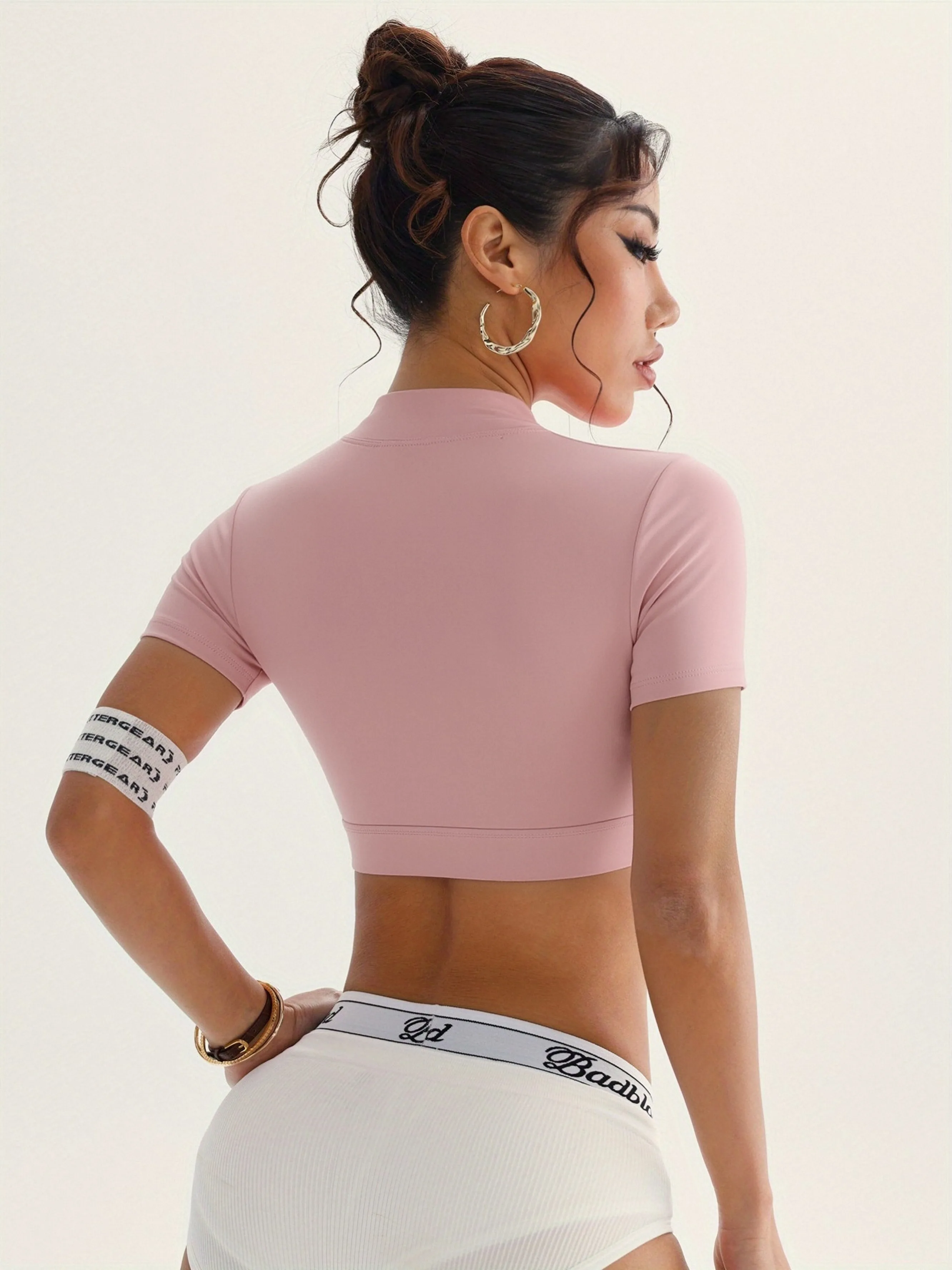 1 Piece, High-Elastic Half-Zip Yoga Short-Sleeve Stand-Collar Tight-Fitting Sports Yoga Top, Naked-Feel Fitness Short-Sleeve for Women, Fitness Sports Short-Sleeve Summer Training Wear, Tight-Fitting Yoga Running Top