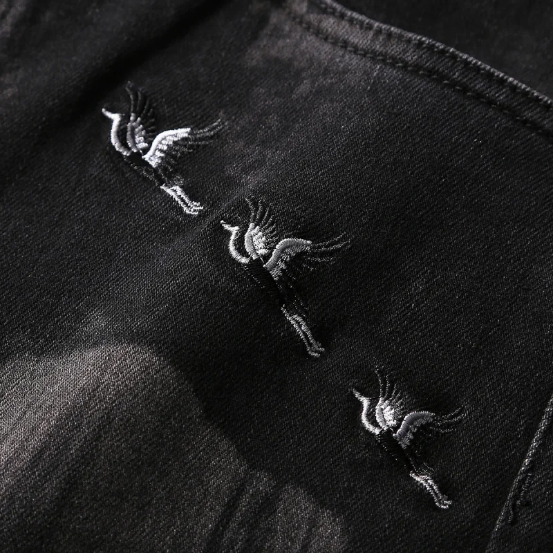 High end embroidered printed jeans for men in autumn, personalized color blocking trend, slim fit, small straight leg pants