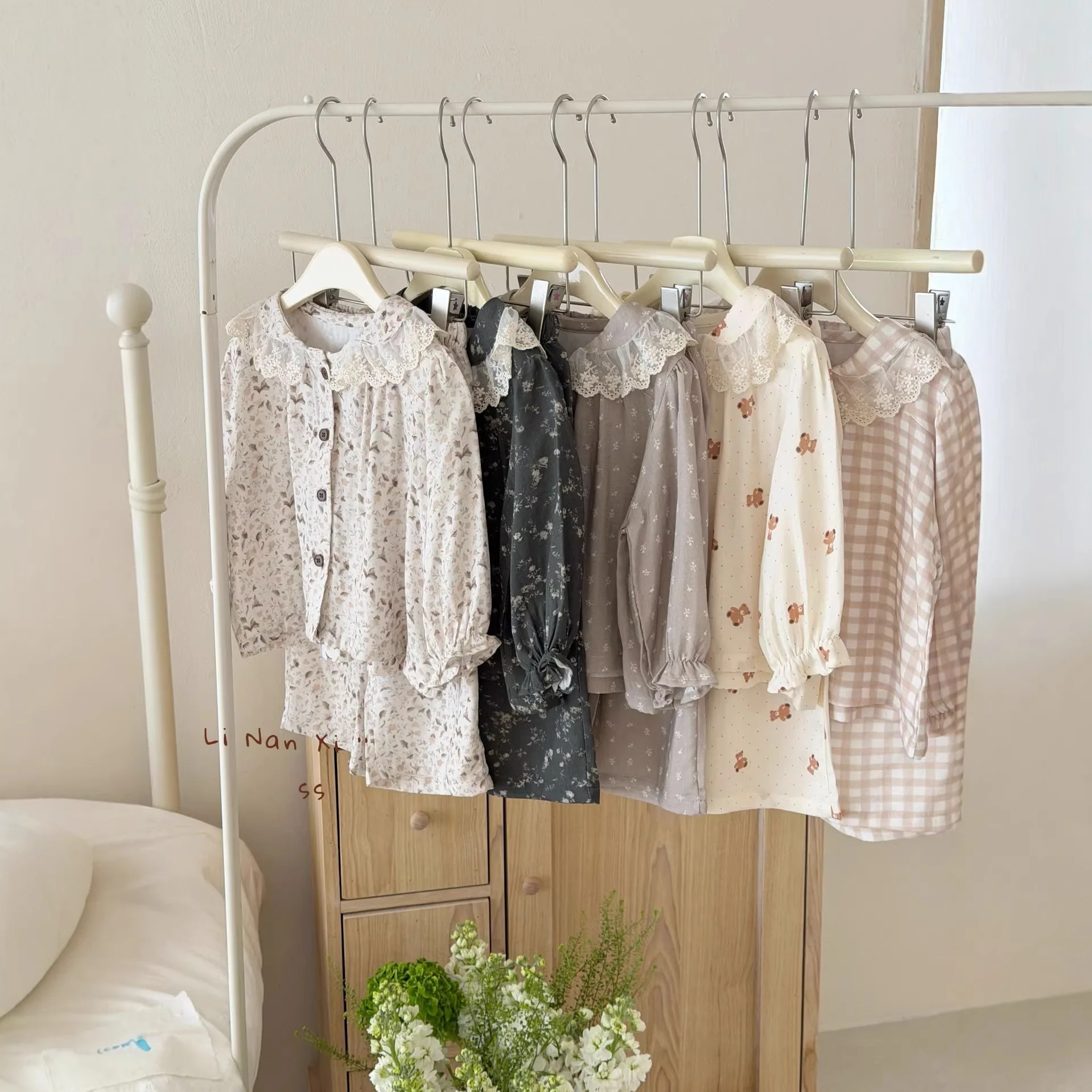 Girls Casual Set Home Clothing 2026 Spring Autumn New Girls Baby Double Layer Cotton Yarn Pajama Two Piece Set view 3