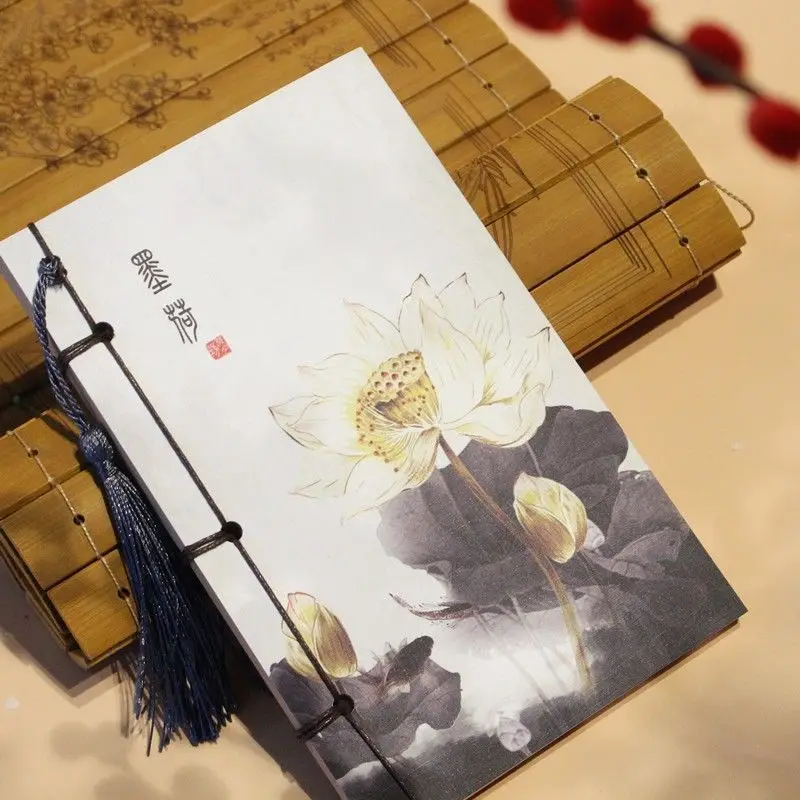 蓮、蘭、牡丹の花の伝統的なレトロな裏地付きノート