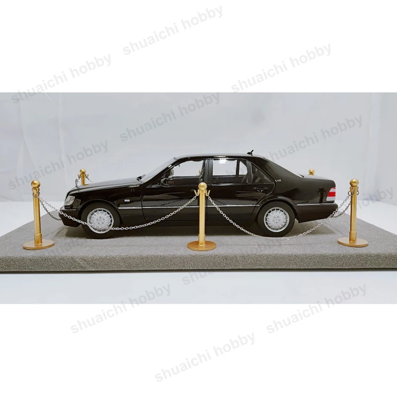 1Set 1/18 Scale Car Model Exhibition Hall Fence Gold/Silver Column Booth Railing with Iron Chain for Diecast vehicles Display