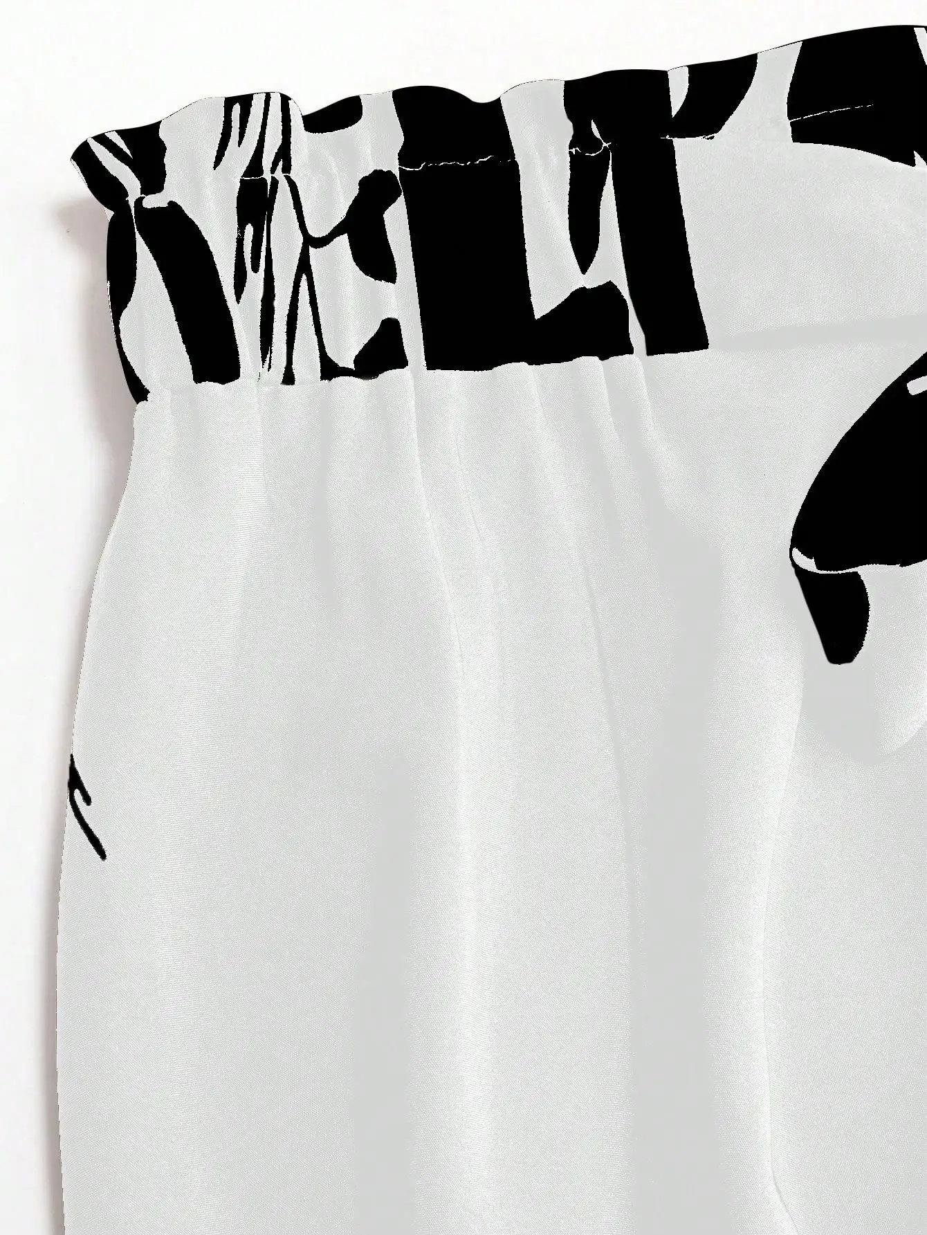Damen Midirock mit hoher Taille und Blumenmuster – Schwarz-weißer A-Linien-Swingrock mit elastischem Bund für Sommer und Frühling – Detail 6
